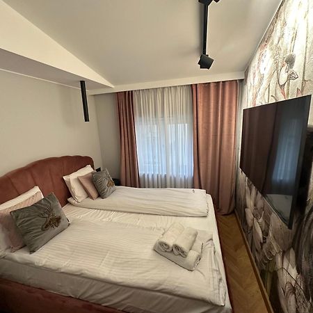 Apartamenty Sebastiana Krakow Luaran gambar