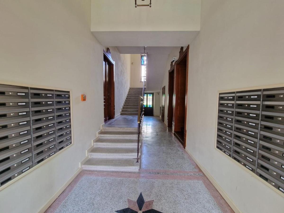 Apartamenty Sebastiana Krakow Luaran gambar