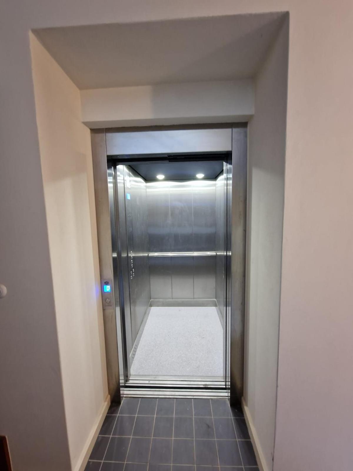 Apartamenty Sebastiana Krakow Luaran gambar
